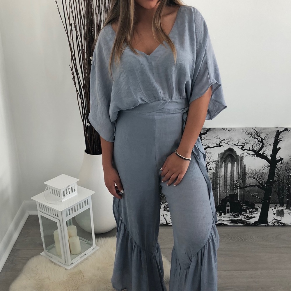 Ruffle pants and top set